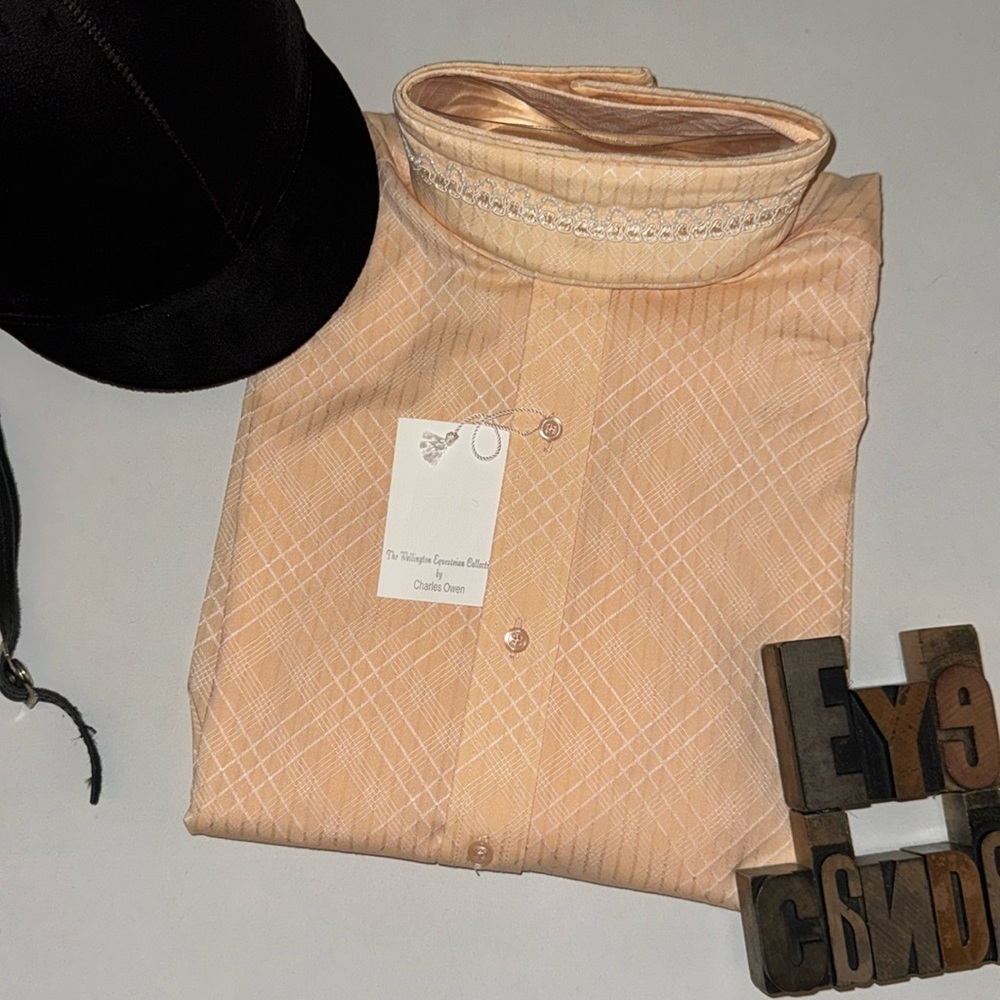 🆕🏇THE WELLINGTON EQUESTRIAN COLLECTION by Charles Owen Riding Blouse.